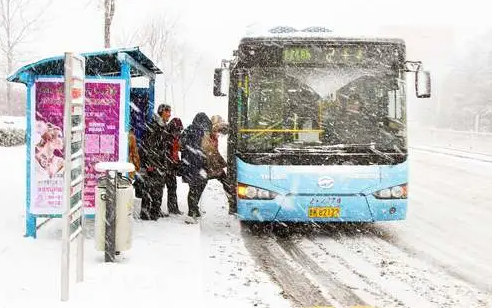 寒潮頻發，條形智能多重技術保障戶外顯示屏不懼嚴寒酷暑！
